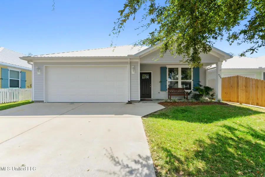 404 Ramaux Street, Bay Saint Louis, MS 39520 - Image #2