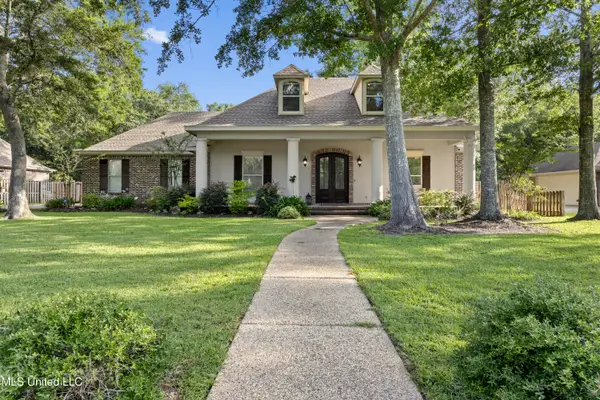3208 Oakleigh Circle, Ocean Springs, MS 39564