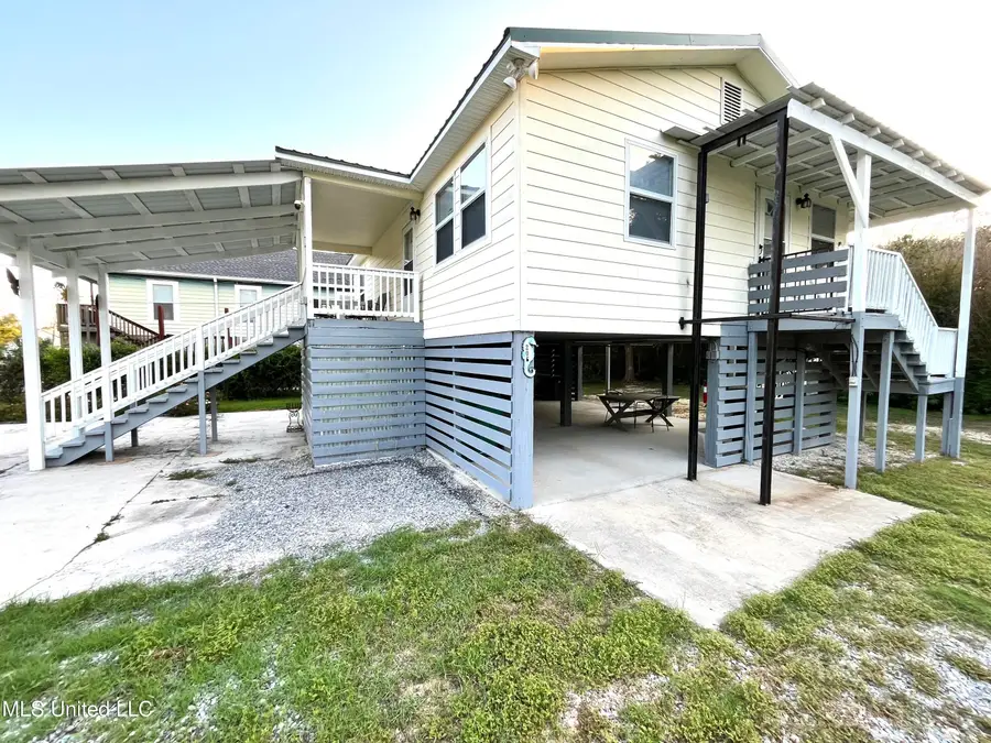 206 Gulf Drive, Waveland, MS 39576 - Image #2