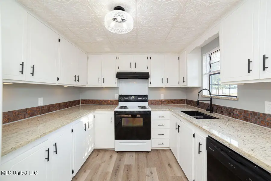 10828 Haena Court, Diamondhead, MS 39525 - Image #3