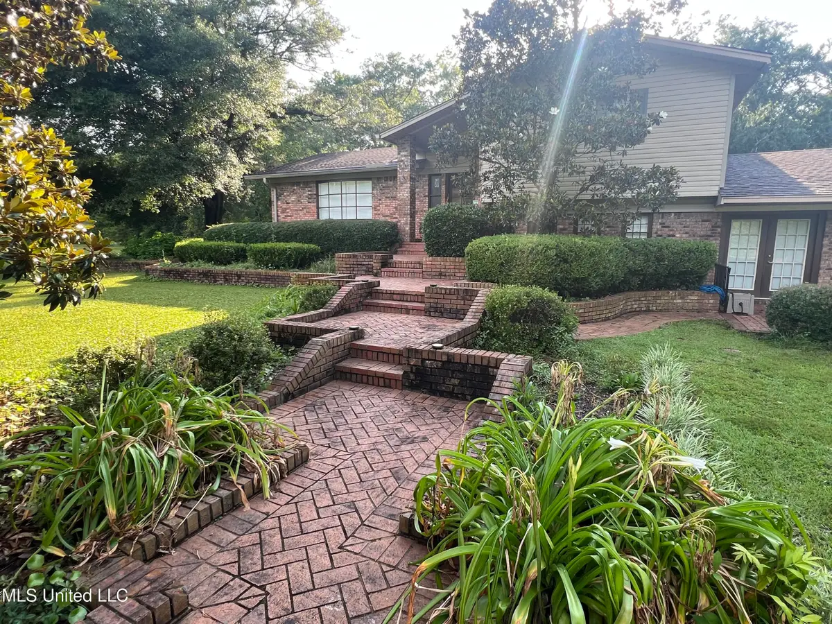 19589 Juniper Drive, Saucier, MS 39574 - Image #1