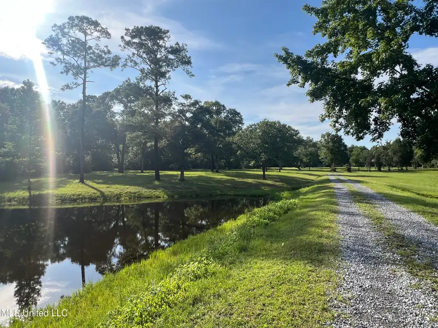 19589 Juniper Drive, Saucier, MS 39574 - Image #3