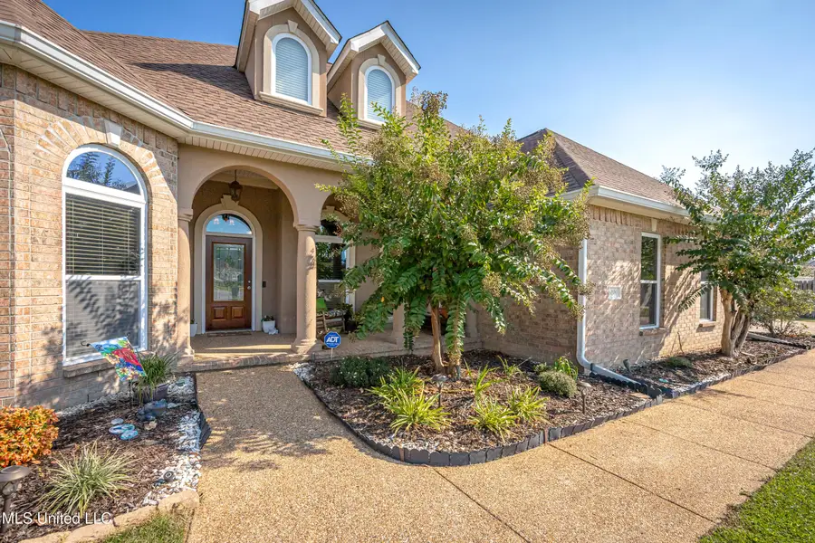 6100 Silverleaf Drive, Ocean Springs, MS 39564 - Image #3