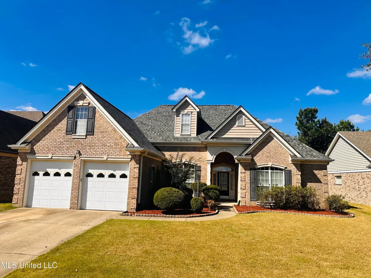 4903 W Rosebrook Circle, Southaven, MS 38672 - Image #1