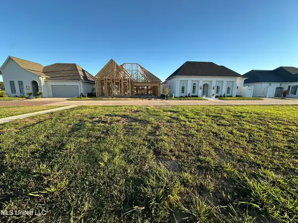 Mockingtrail Lane, Cleveland, MS 38732