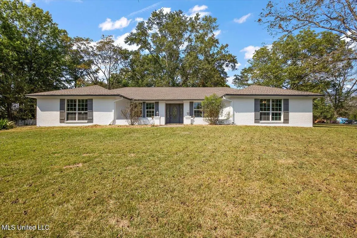 1428 Chestnut Lane, Jackson, MS 39212 - Image #1