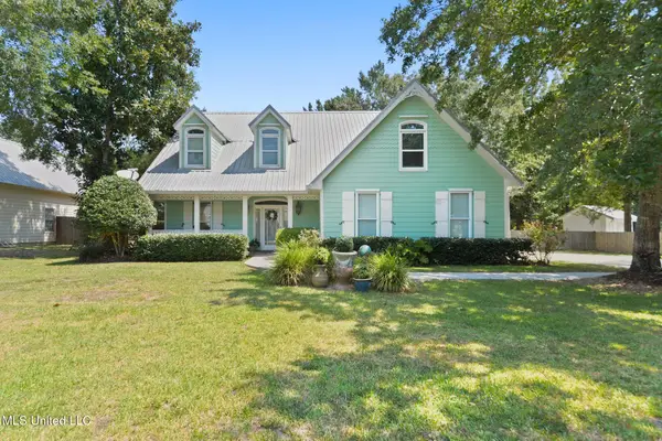 174 Blue Heron Cove, Waveland, MS 39576