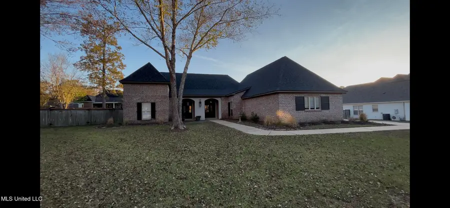 148 W Legacy Drive, Brandon, MS 39042 - Image #2