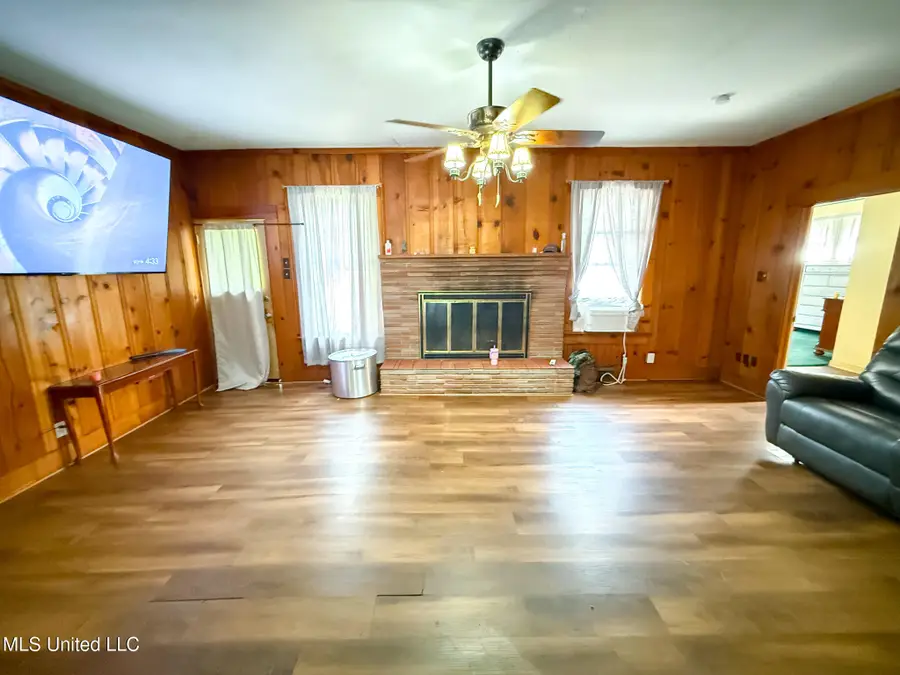 507 W Georgia Avenue, McComb, MS 39648 - Image #3