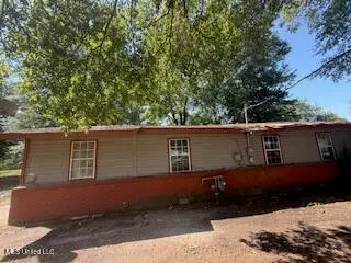 611 N 3rd Avenue, Greenwood, MS 38930 - Image #2