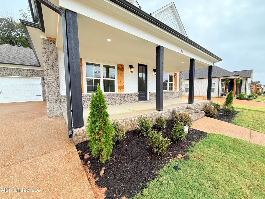 1401 Creekside Lane, Hernando, MS 38632 - Image #2