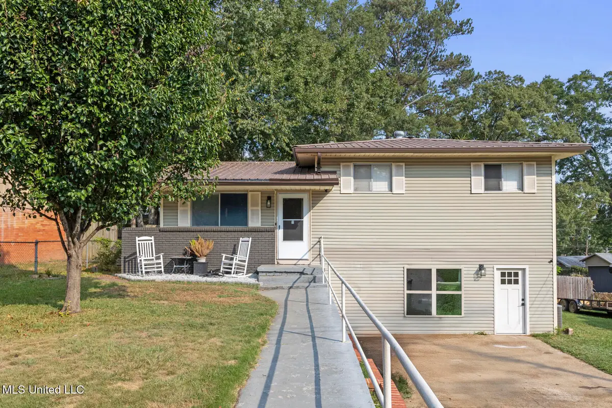 3426 Marguerite Drive, Pearl, MS 39208 - Image #1