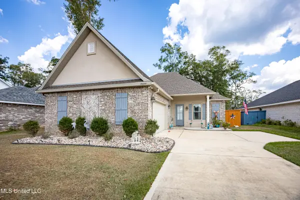 14054 Plantation Oaks Drive, Gulfport, MS 39503