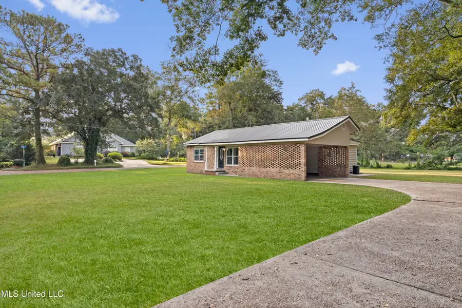 3624 Marion Place, Moss Point, MS 39563 - Image #2