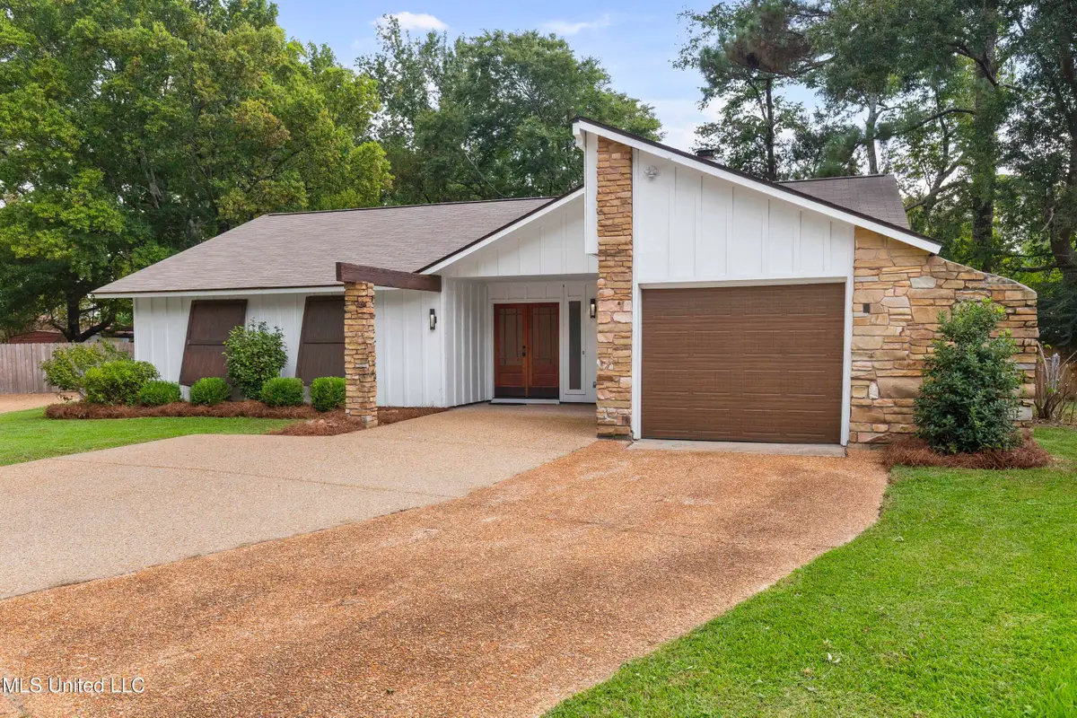1026 Mcdale Lane, Madison, MS 39110 - Image #1