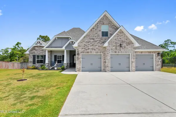 2962 Juliette Drive, Ocean Springs, MS 39564
