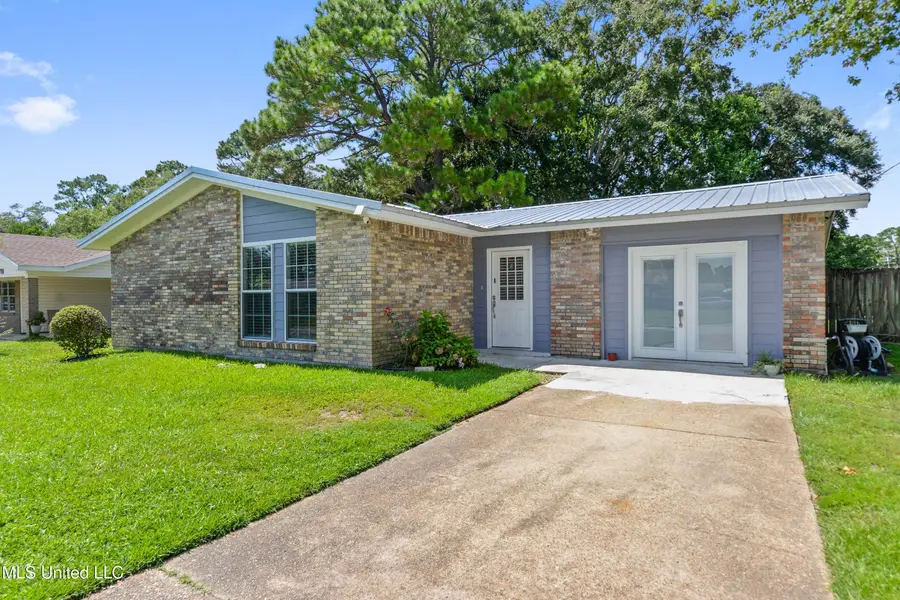 3717 Warwick Street, Pascagoula, MS 39581 - Image #2