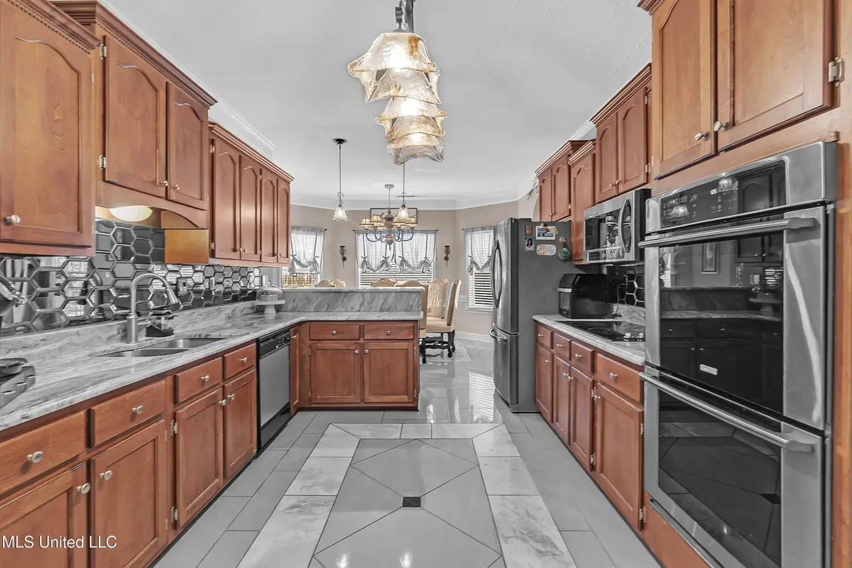 12780 Myrtle Bend Loop, Olive Branch, MS 38654 - Image #1