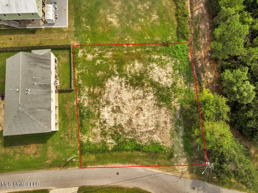 439 Sears Avenue, Waveland, MS 39576 - Image #2