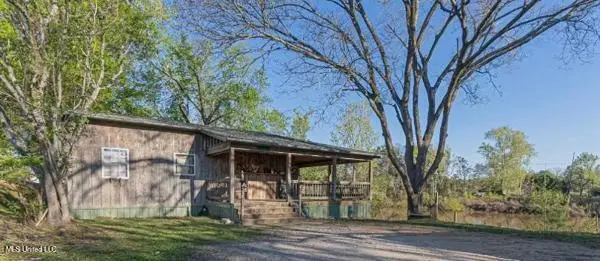 304 Levee Street, Jonesville, LA 71343 - Image #2