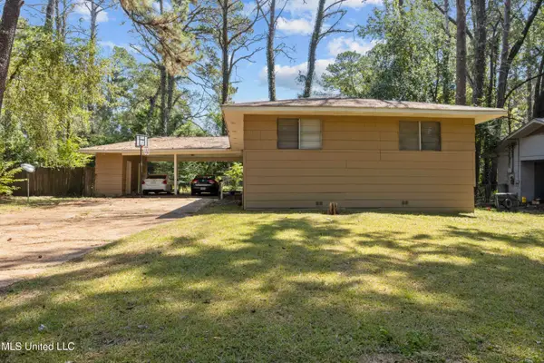 1910 Catalina Drive, Jackson, MS 39204
