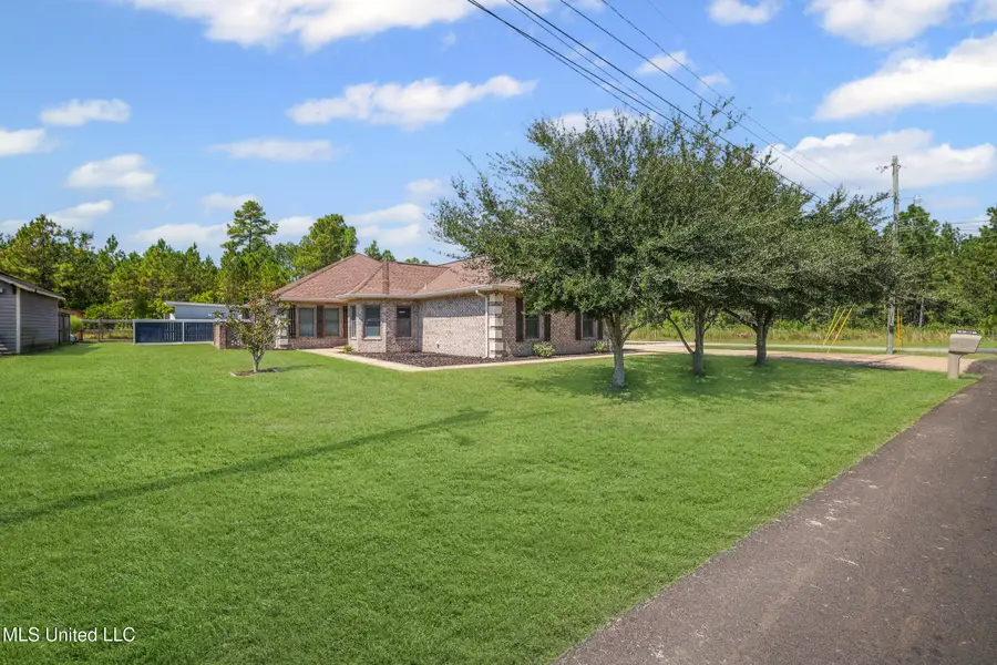 15301 Parker Road, Biloxi, MS 39532 - Image #2