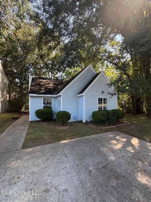 5571 Tiki Lane, Jackson, MS 39212