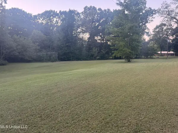 6 Pin Oak Drive, Natchez, MS 39120