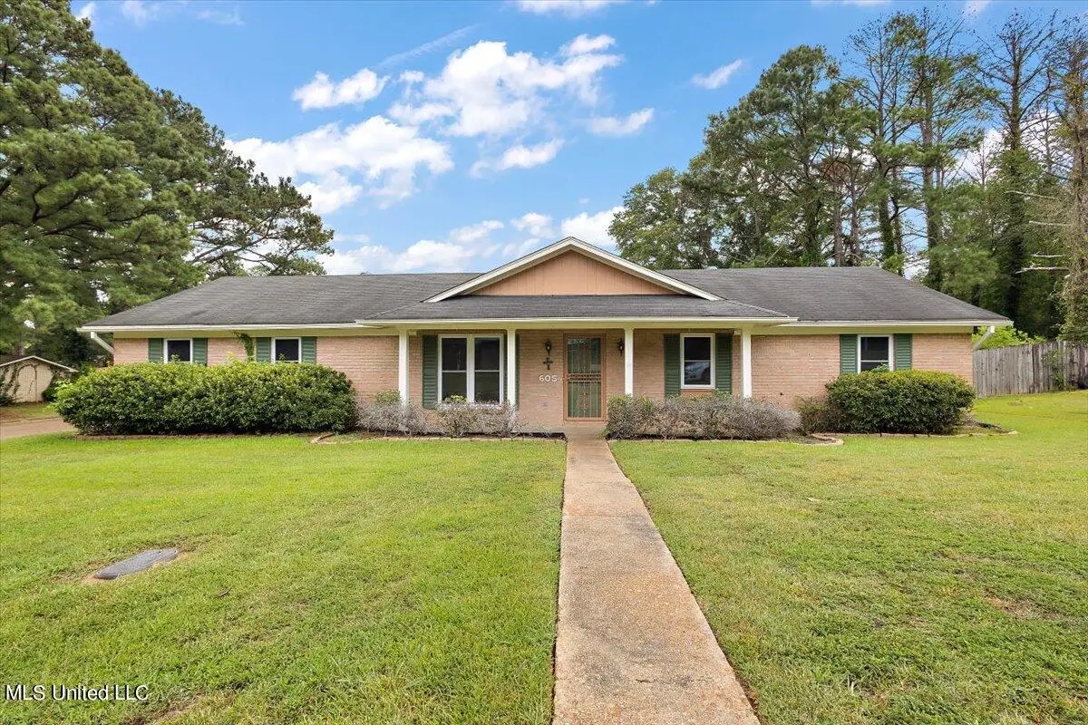 605 Upper Darby Road, Jackson, MS 39212 - Image #1
