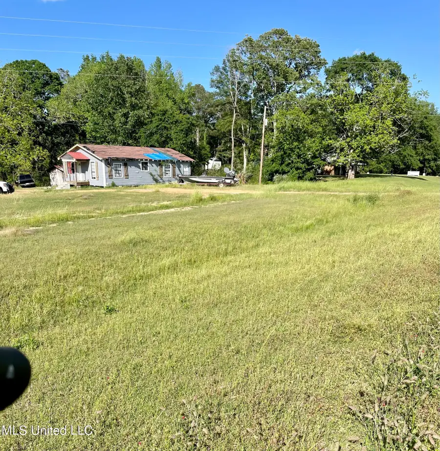 1004 Bethesda Road, Hazlehurst, MS 39083 - Image #2