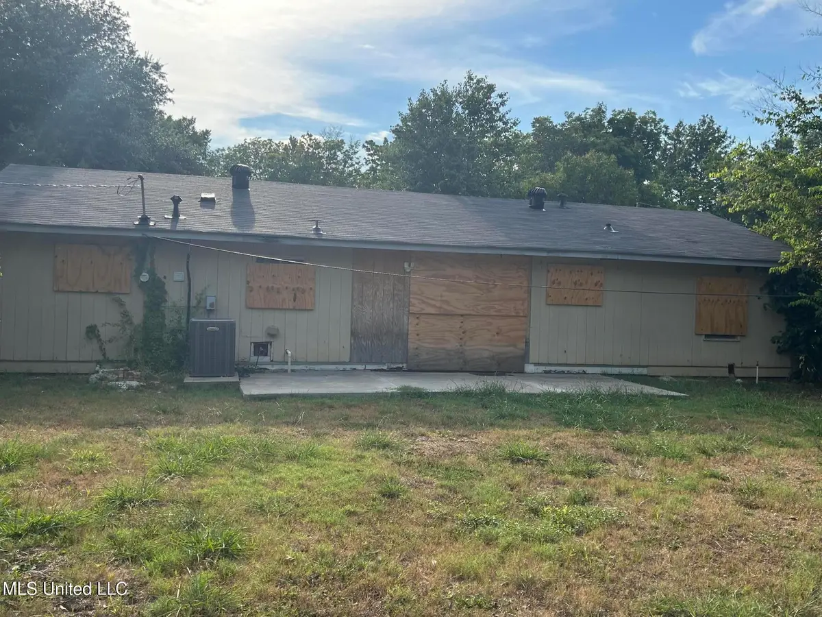 924 S Beauchamp Avenue, Greenville, MS 38703 - Image #1