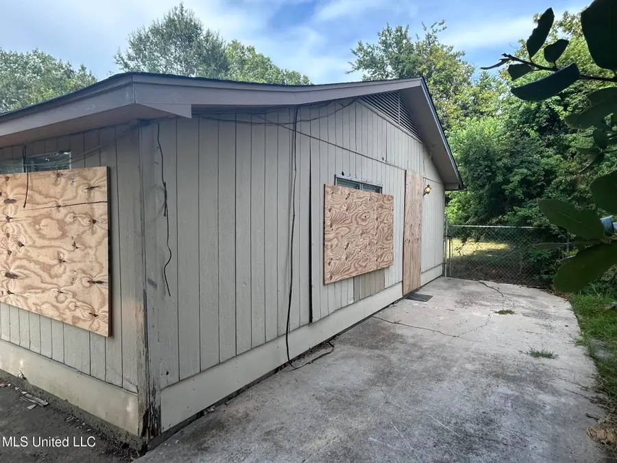 924 S Beauchamp Avenue, Greenville, MS 38703 - Image #3