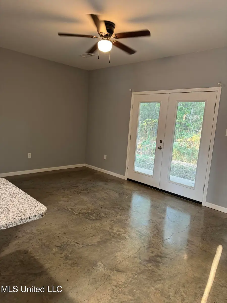 549 S Ridge Road, Sarah, MS 38665 - Image #2