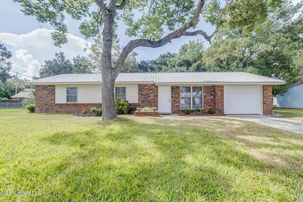 4806 Bronfair Avenue, Pascagoula, MS 39581 - #1