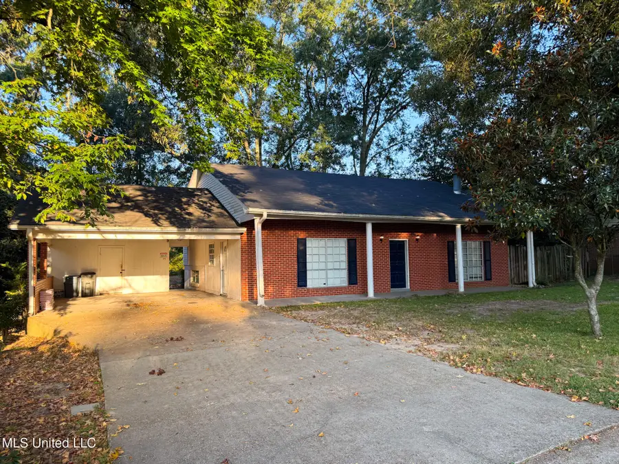 502 Faulkner Drive, McComb, MS 39648 - Image #3