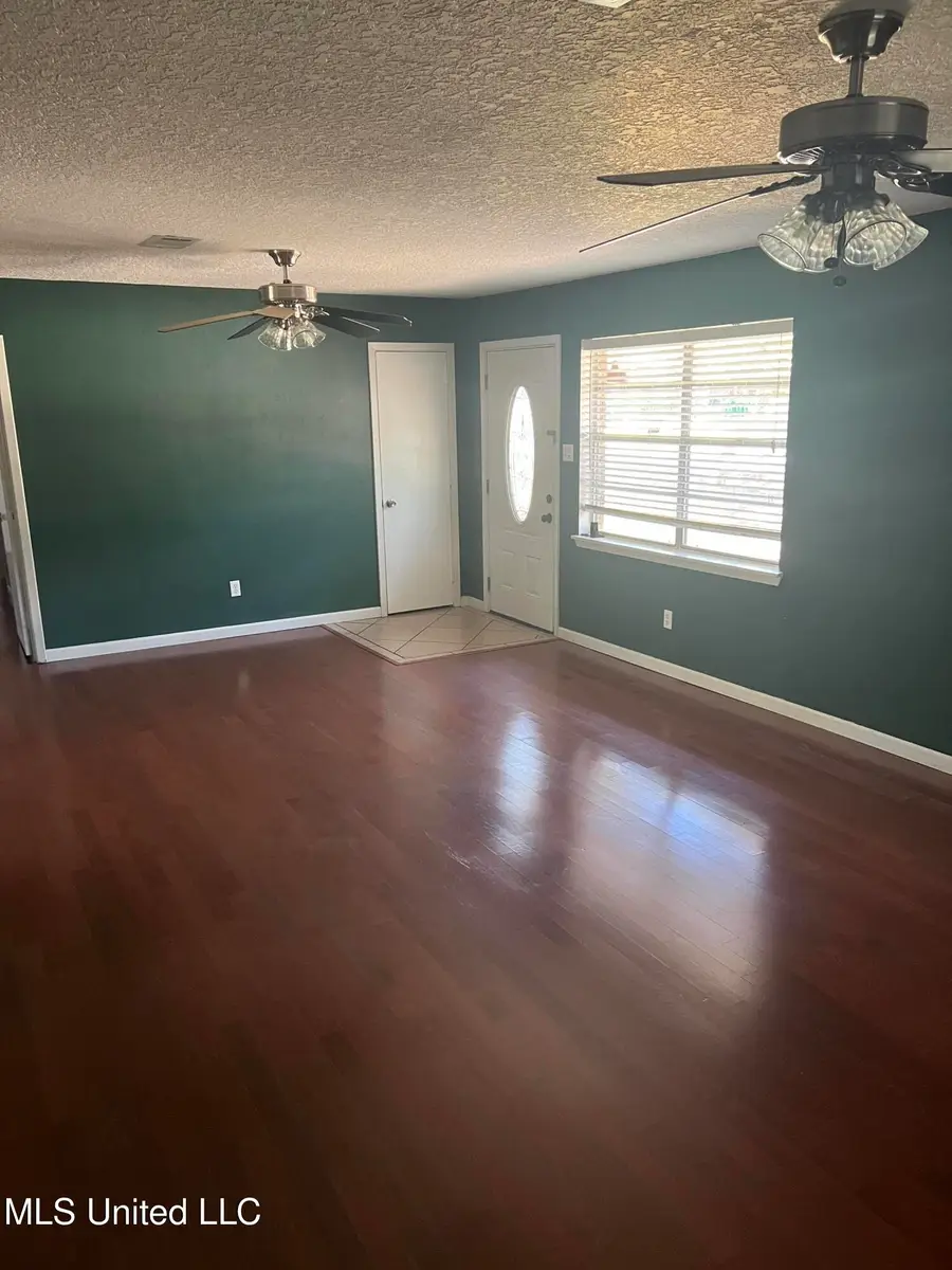 6601 Lancaster Boulevard, Ocean Springs, MS 39564 - Image #2