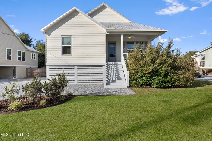 107 Adrienne Court, Waveland, MS 39576 - Image #2