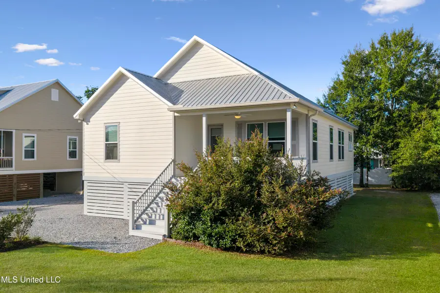 107 Adrienne Court, Waveland, MS 39576 - Image #3