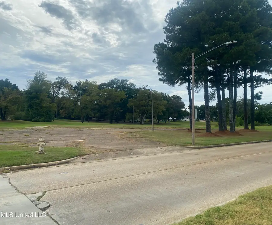 2875 Medgar Evers Boulevard, Jackson, MS 39213 - Image #2