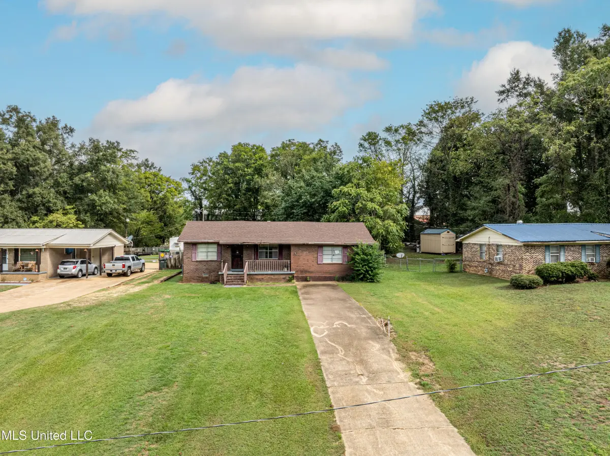 270 Johnson Park, Holly Springs, MS 38635 - Image #1