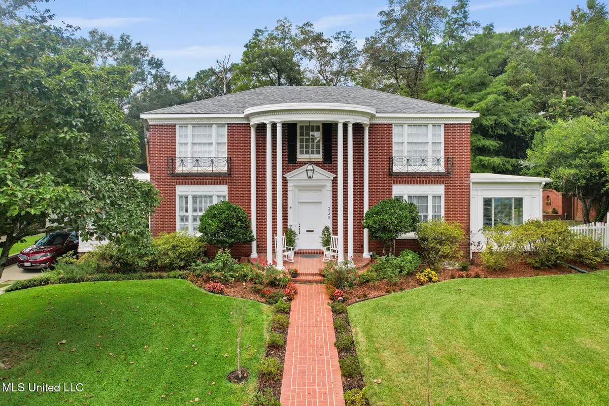 330 S S. Extrension Street, Hazlehurst, MS 39083 - Image #1