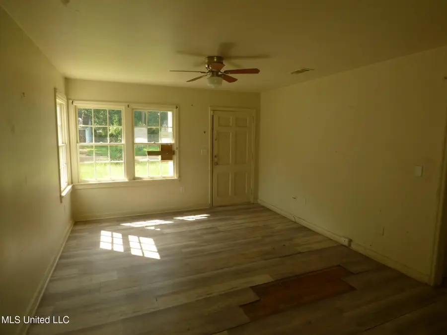 906 Myra Street, Brookhaven, MS 39601 - Image #3