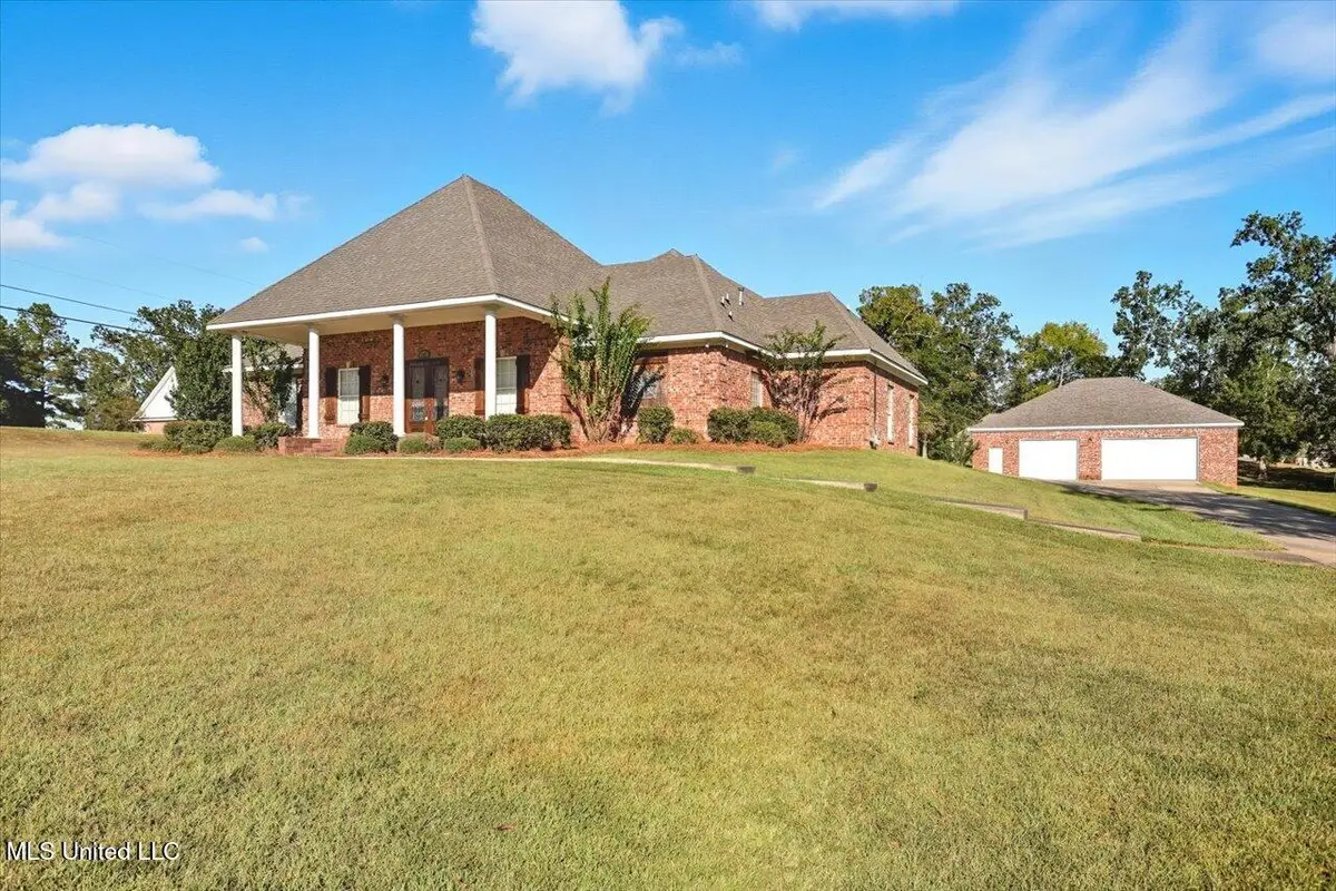 1015 Longwood Place, Pearl, MS 39208 - Image #1