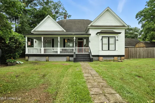 1025 Old Hwy 11, Carriere, MS 39426