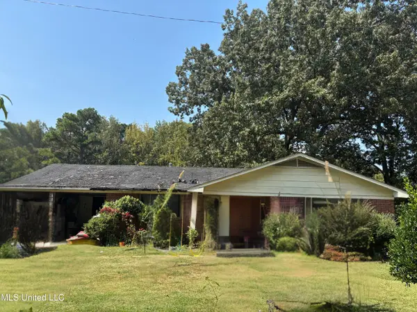 110 Laws Hill Road, Holly Springs, MS 38635