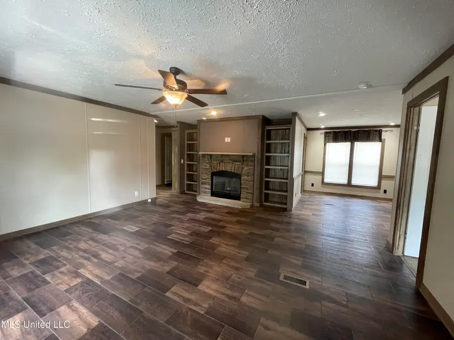 439 SW Felps Lane, Brookhaven, MS 39601 - Image #2