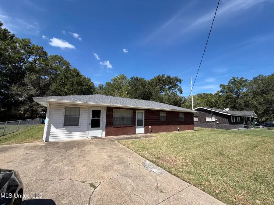 3021 Doby Street, Pascagoula, MS 39567 - Image #2