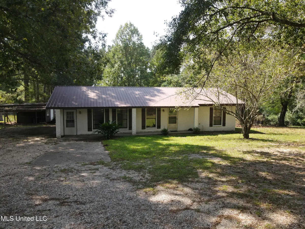 24 Dean Matthews Road, Laurel, MS 39443 - Image #1