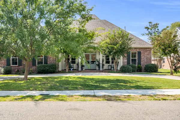 608 Beyer Drive, Bay Saint Louis, MS 39520