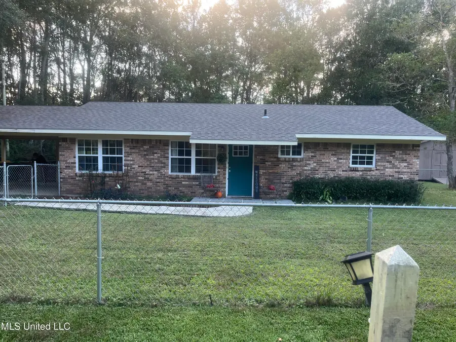 9709 E Cedarcliff Drive, Moss Point, MS 39562 - Image #2